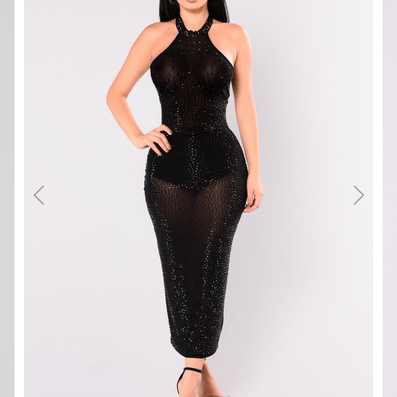 Black Dress 🖤 - Picture 2 of 2